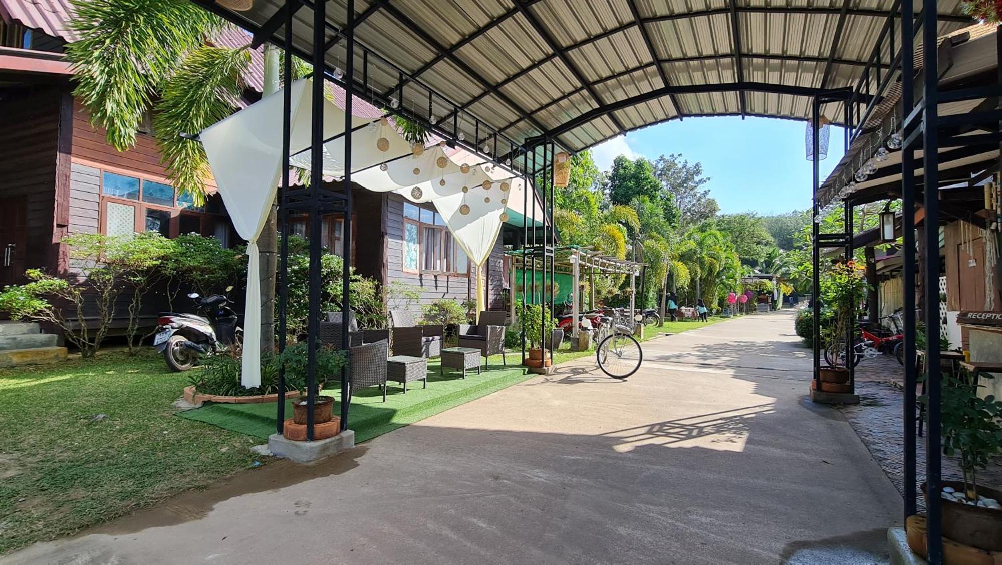 Ko Lanta 班苏安林隆旅馆酒店 外观 照片