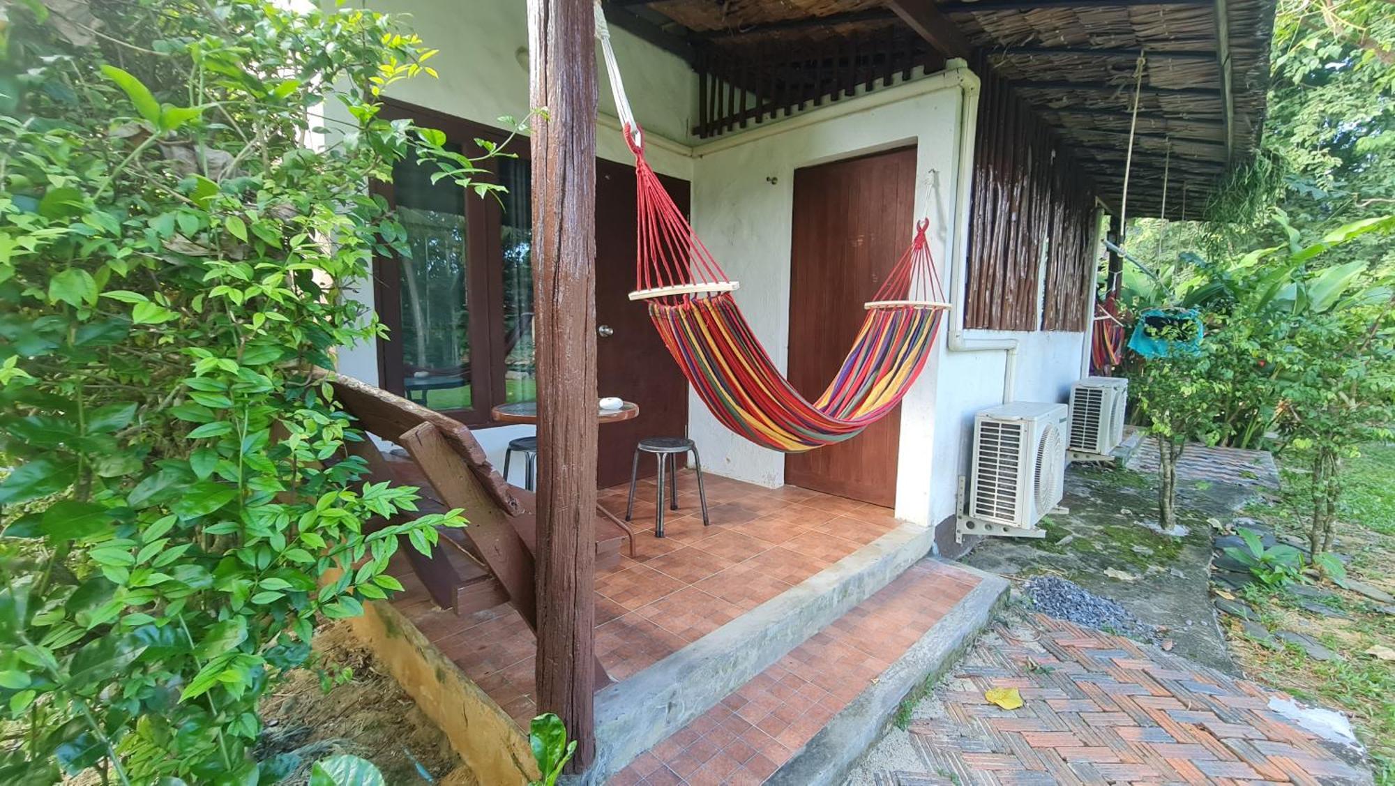 Ko Lanta 班苏安林隆旅馆酒店 外观 照片